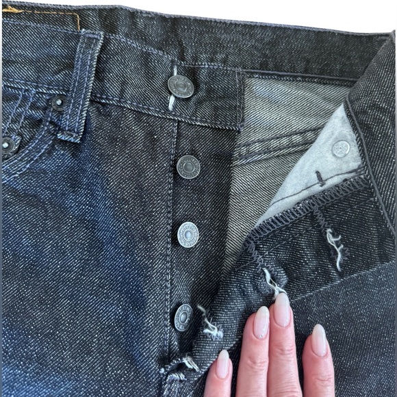 Perfect black Classic Levi’s  Denim Jeans straight leg fits 25 - Picture 4 of 9
